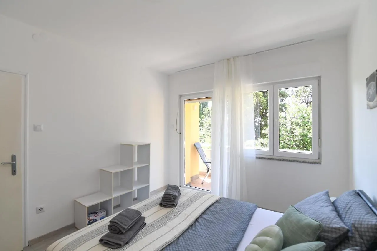 Apartment With Balcony Fiume Di Sogni