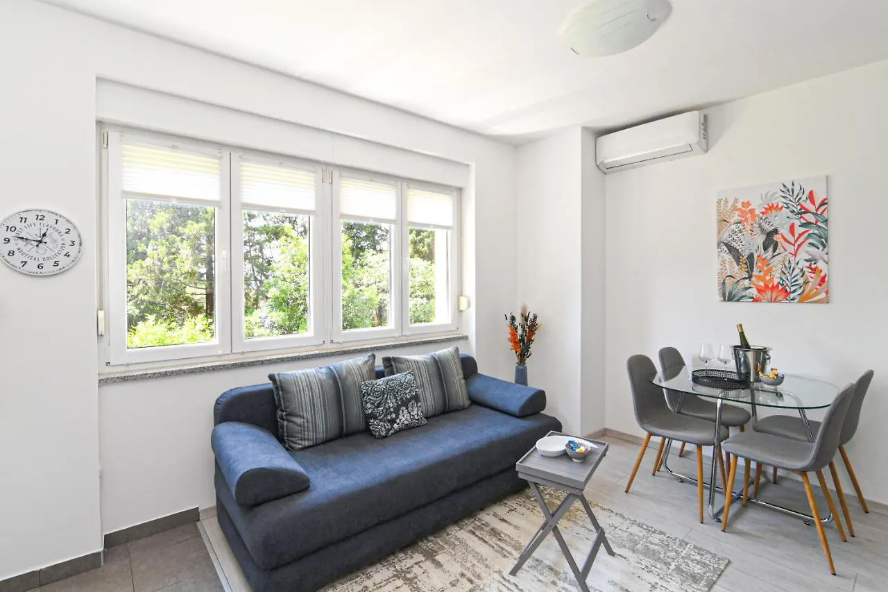 Apartment With Balcony Fiume Di Sogni Croatia